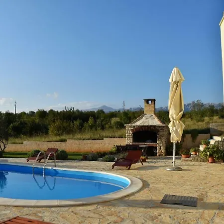 Casa vacanze Relax In With Pool *